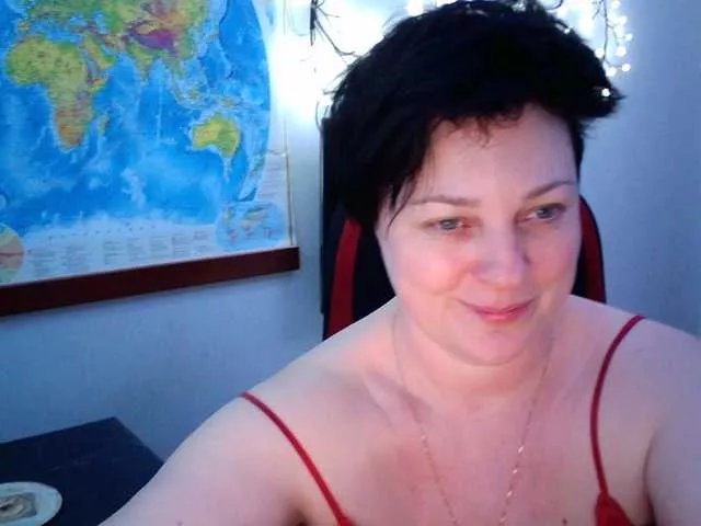 -alenyshka- on BongaCams