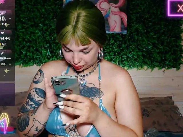 -Alexis- on BongaCams