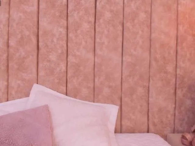 -Alisha on BongaCams