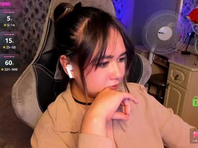 -Carolina- on BongaCams