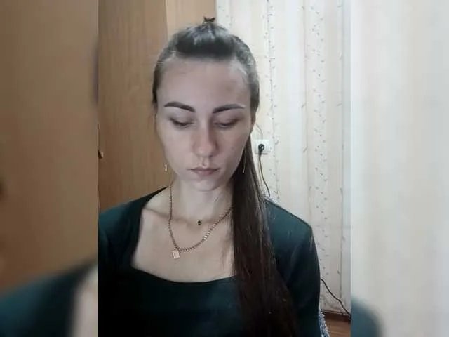 -Kara-mellka- on BongaCams