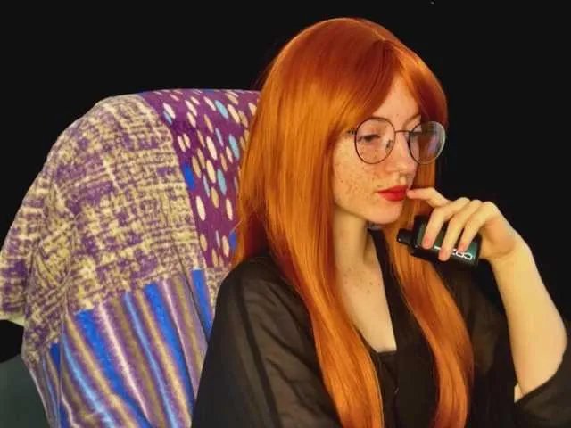 -LisaMeow- on BongaCams