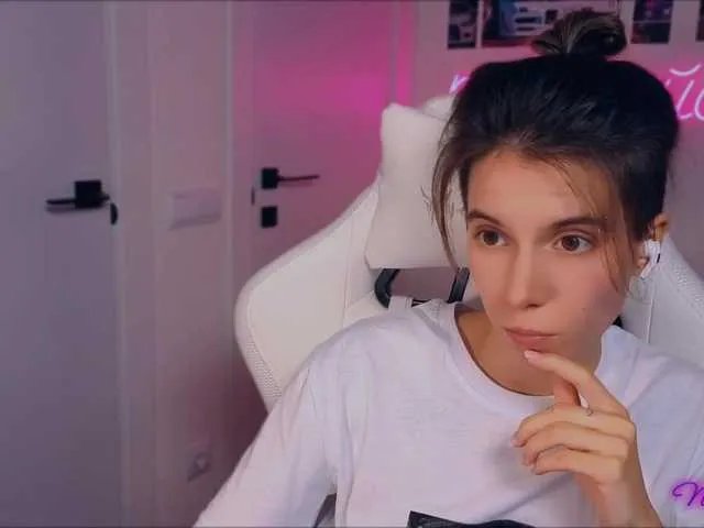 -naomisweet- on BongaCams