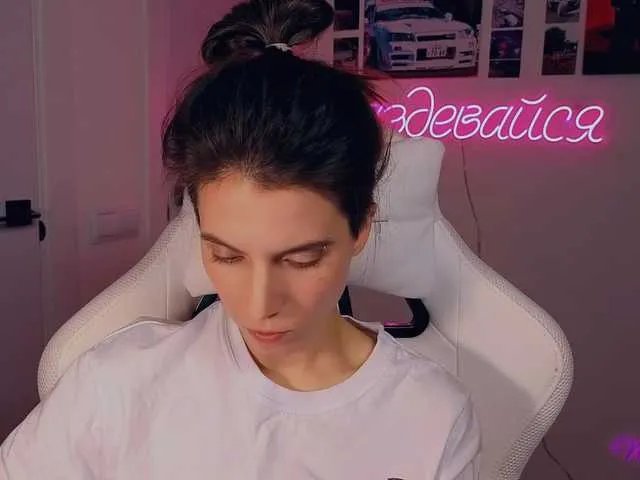 -naomisweet- on BongaCams