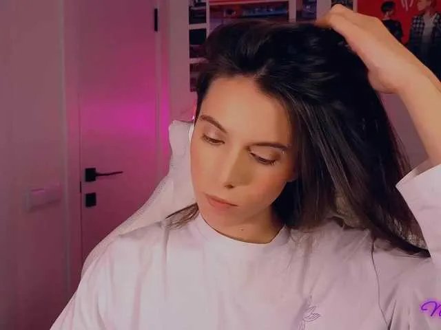 -naomisweet- on BongaCams