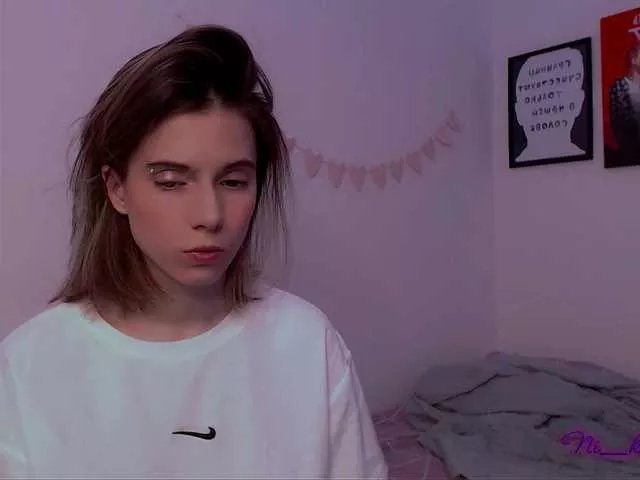 -naomisweet- on BongaCams