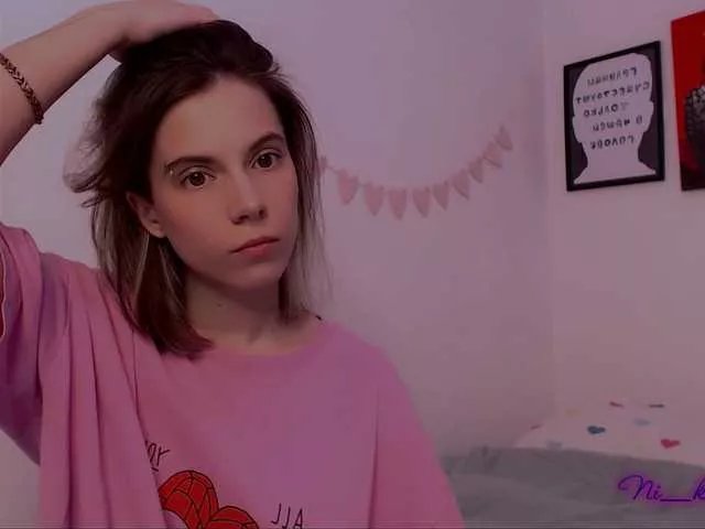 -naomisweet- on BongaCams