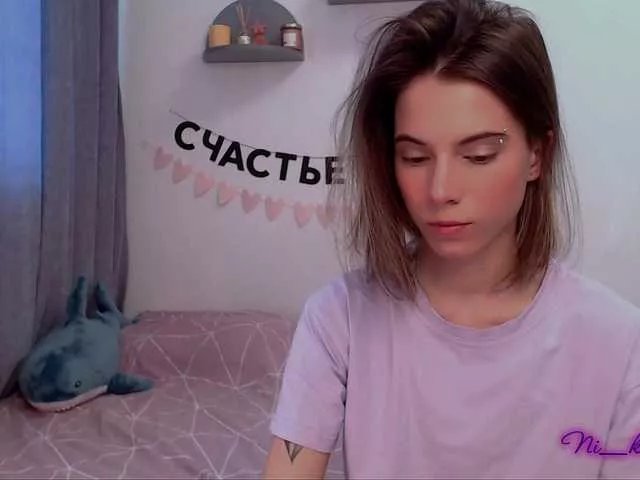 -naomisweet- on BongaCams