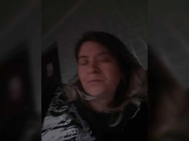 -Raven40- on BongaCams