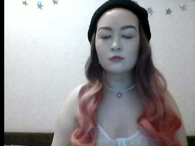 Freechat -tiny-nika- on BongaCams