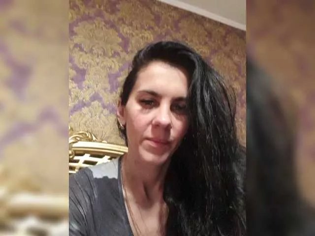 1Glorya1 on BongaCams