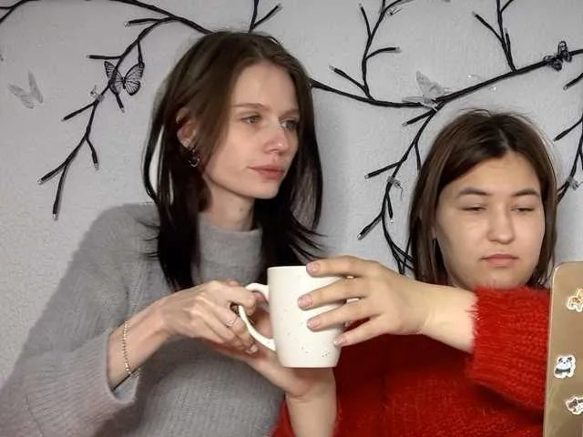 2Love-Love2 on BongaCams