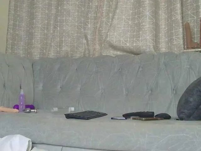 Freechat acey-a on BongaCams