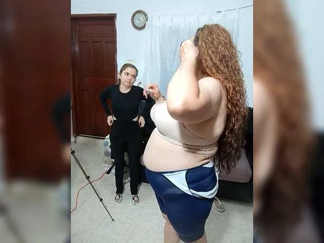 Freechat AfroditaMilf69 on BongaCams