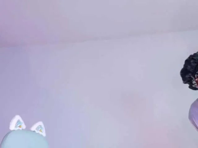 AhviEbony on BongaCams