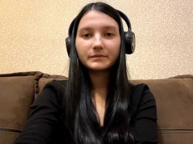 AideLandaker on BongaCams