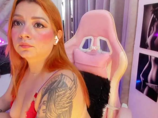 AlanaRouse1 on BongaCams