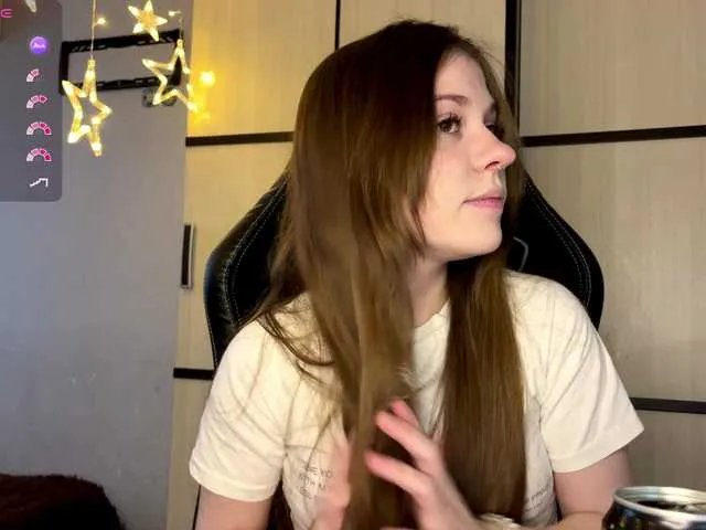 AleidaTeman on BongaCams