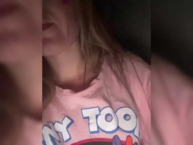 Alenushka888 on BongaCams