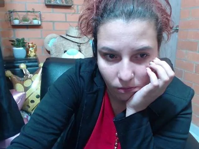 alexa-kiut on BongaCams