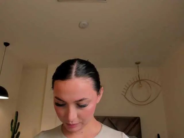 AliceHarper1 on BongaCams