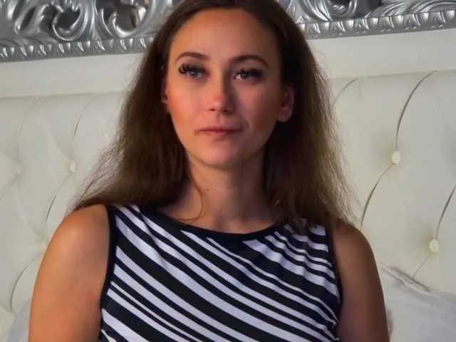 AliceMunro on BongaCams