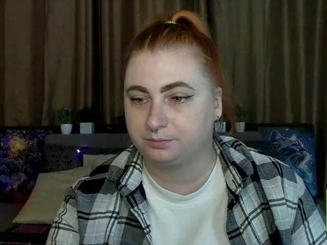 Aliciaredluv on BongaCams