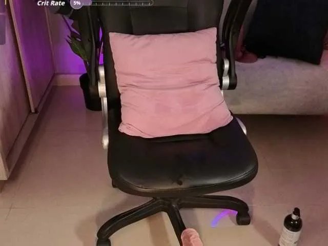 Freechat alina-cruz on BongaCams