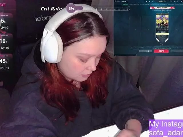 AlinaAdams on BongaCams