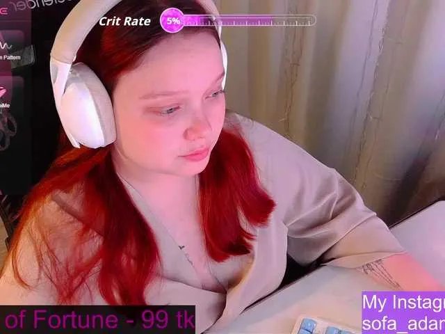 AlinaAdams on BongaCams