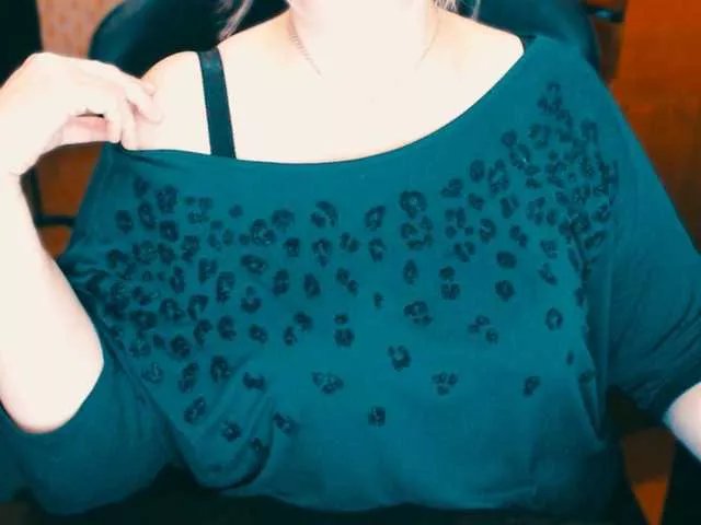 Alisa1917 on BongaCams