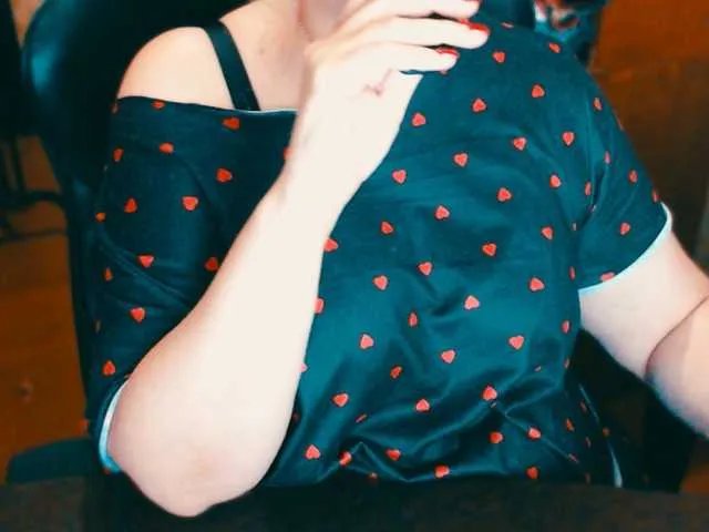 Alisa1917 on BongaCams