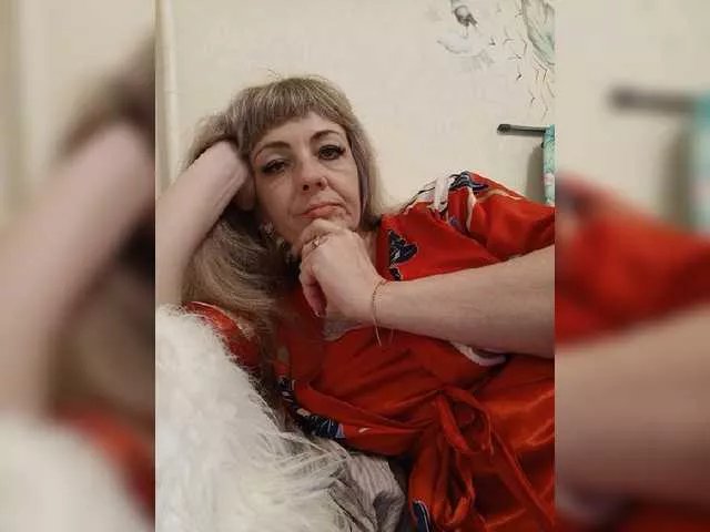 alisa44444 on BongaCams