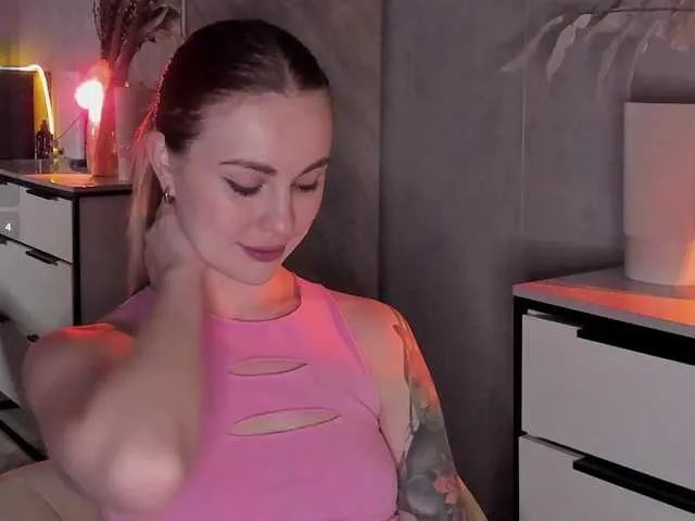 AlisaClark on BongaCams