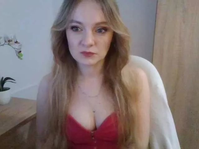 AlmaNatural on BongaCams