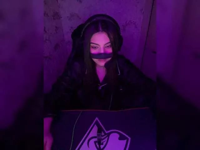 aloeloea on BongaCams