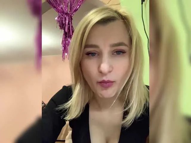 alya555 on BongaCams
