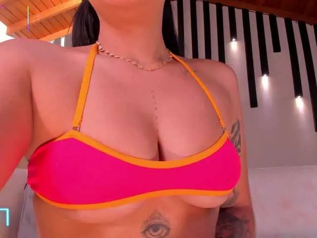 AlyssaDean on BongaCams