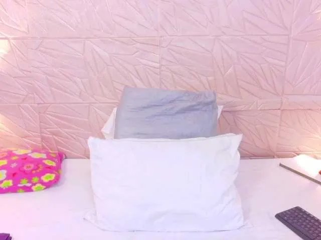 amarantha-love18 on BongaCams