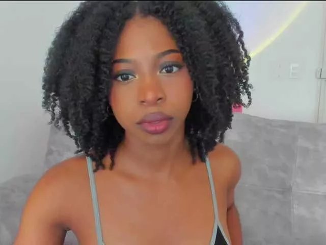 Freechat Amatiistur on BongaCams