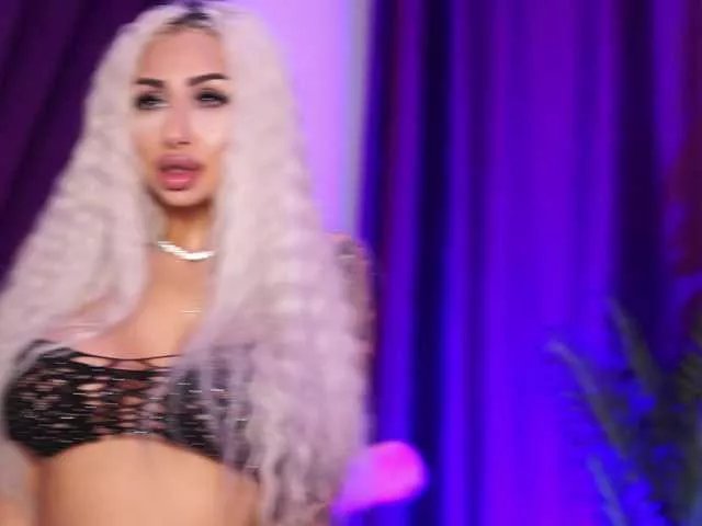 AmberGolden on BongaCams