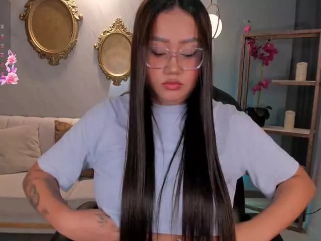 AmberLewis on BongaCams