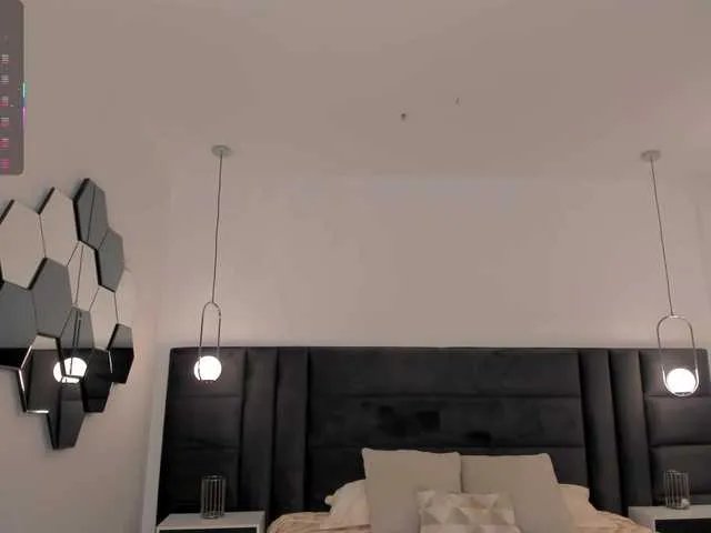 AmberLewis on BongaCams