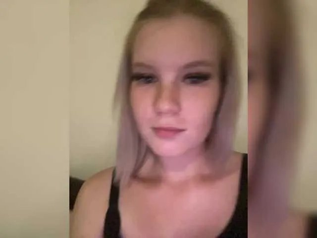 Amelia2004 on BongaCams