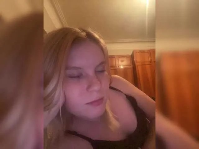 Amelia2004 on BongaCams