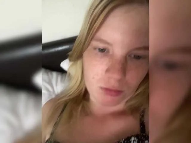 Amelia2004 on BongaCams