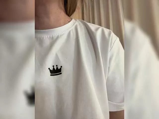 AmieHerry on BongaCams