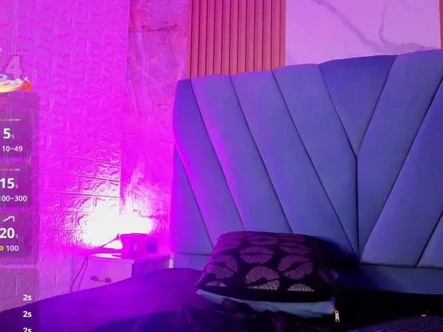 angel-red on BongaCams