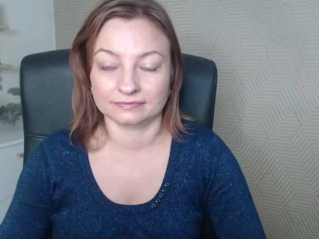 angelaLove13 on BongaCams