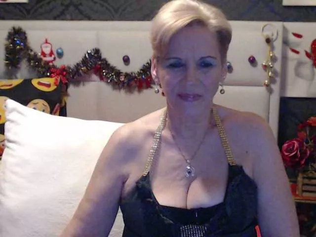 Freechat ANGELGRANNY on BongaCams